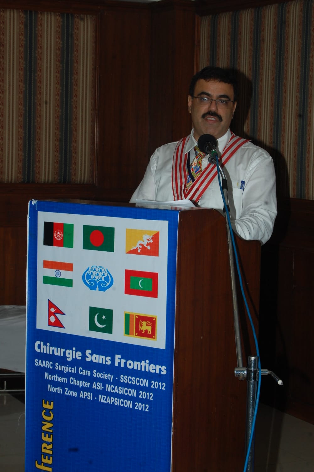 Dr. Puneet Pasricha